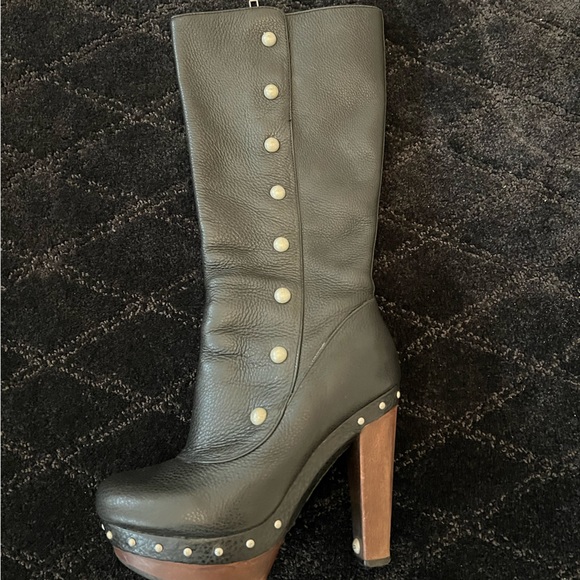 UGG Shoes - Ugg mid calf platform boot